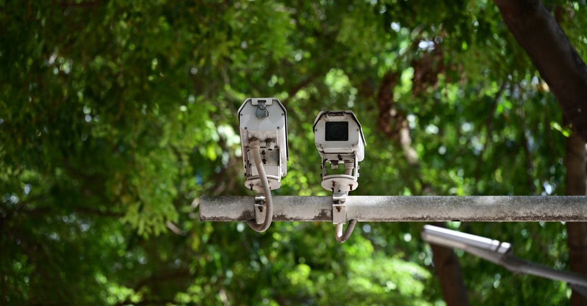 Advantages of Using PTZ Cameras for Security Surveillance