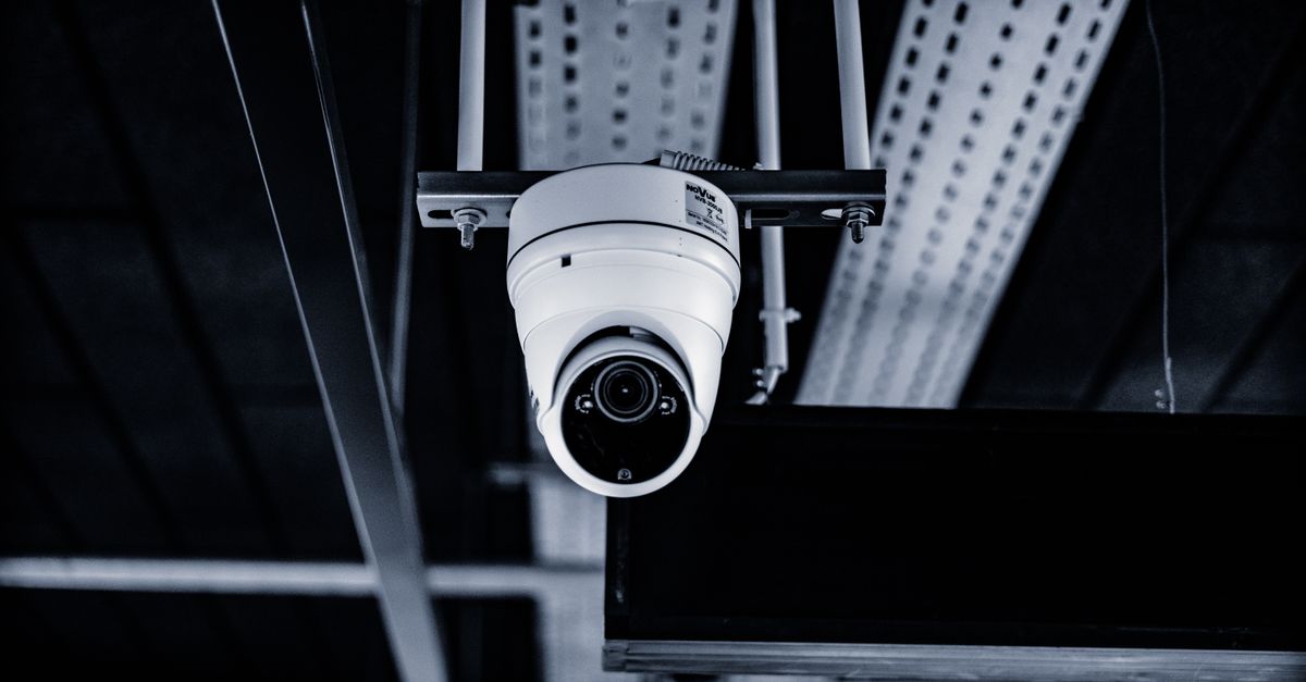 Comparing Smart CCTV Systems with Traditional Cameras