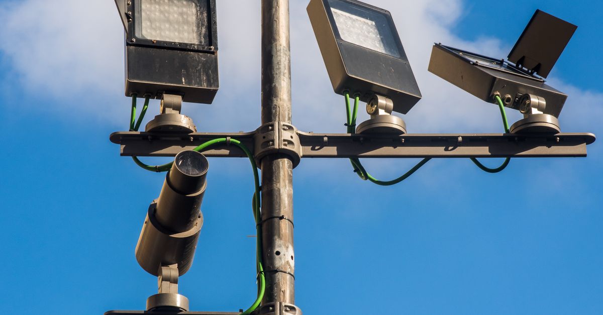 Resolving Issues with Camera Angles and Blind Spots